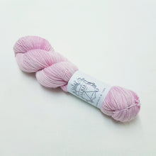 Lataa kuva Galleria-katseluohjelmaan, Glitter Sock