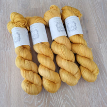 Load image into Gallery viewer, Merinosilk lace