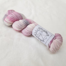 Lataa kuva Galleria-katseluohjelmaan, Glitter Sock