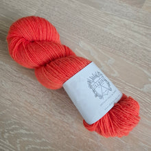 Lataa kuva Galleria-katseluun, Ambra